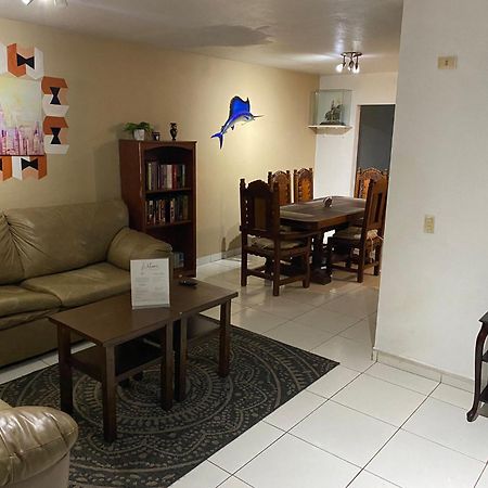 Spacious Rooftop House W/ King Bed Tijuana Bagian luar foto