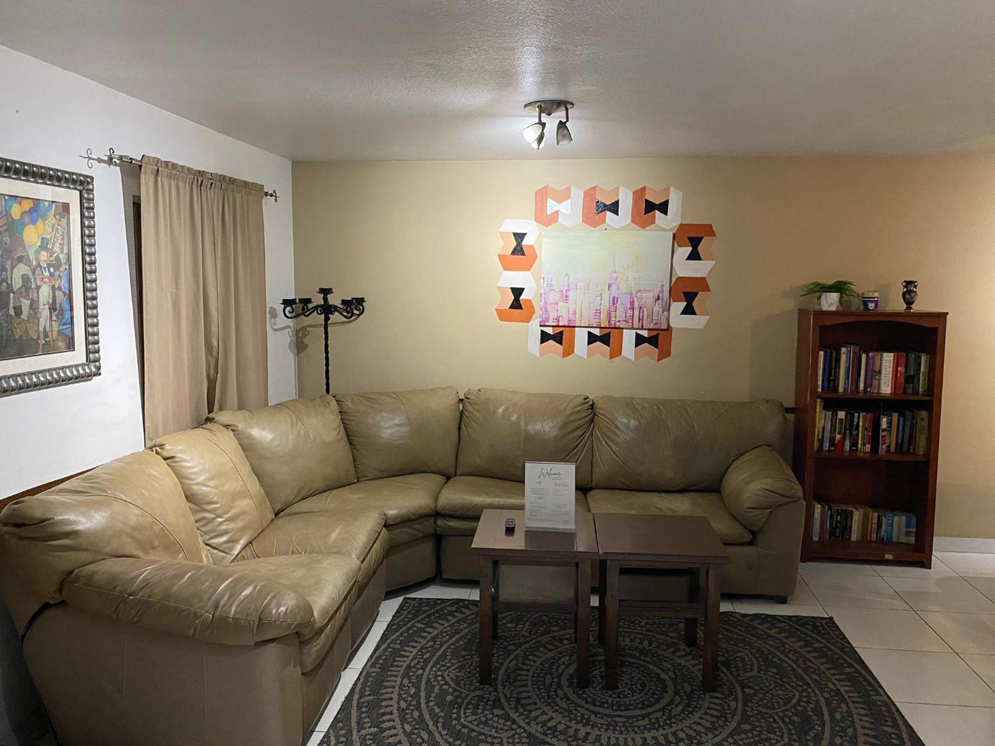 Spacious Rooftop House W/ King Bed Tijuana Bagian luar foto