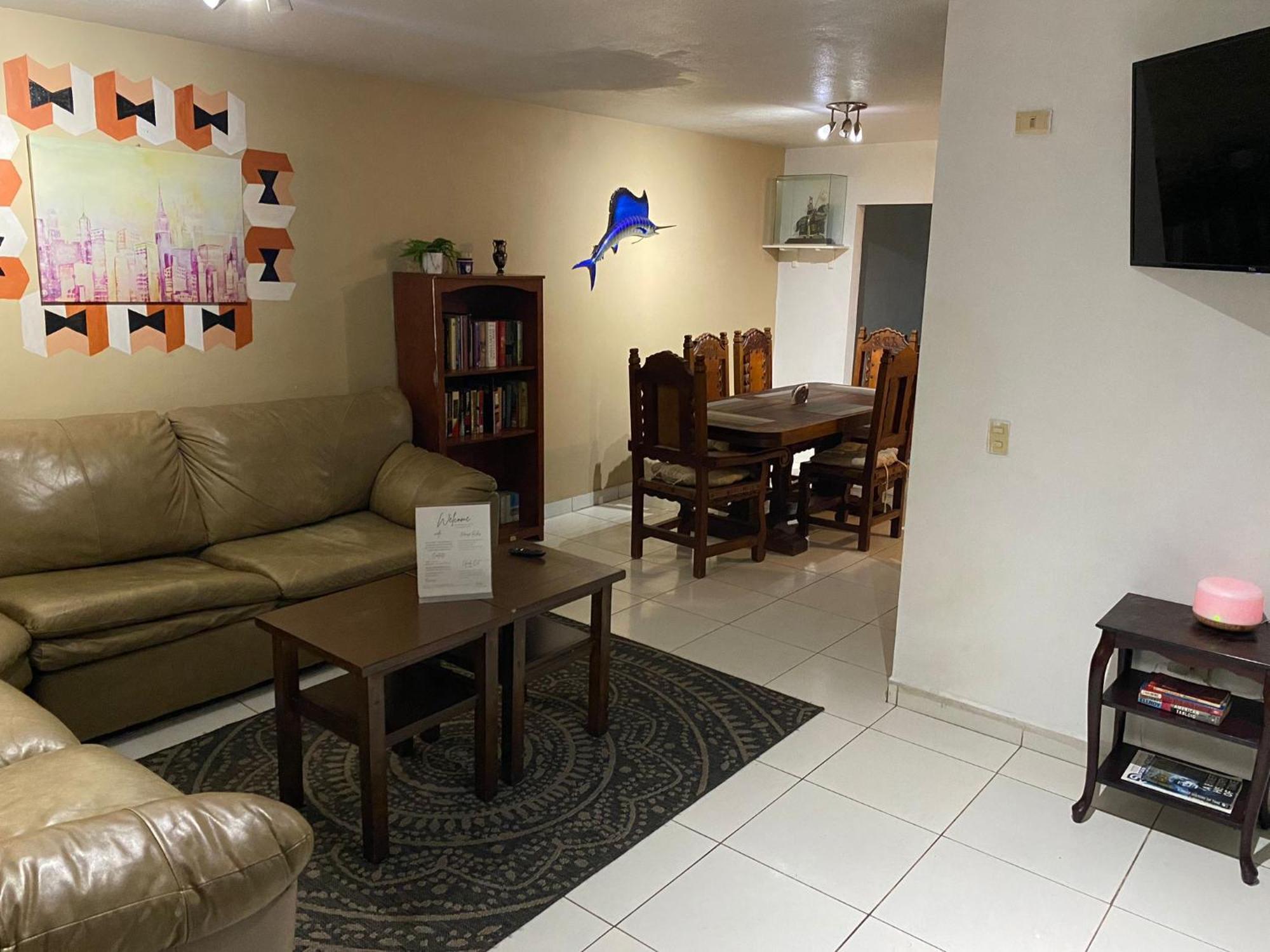 Spacious Rooftop House W/ King Bed Tijuana Bagian luar foto