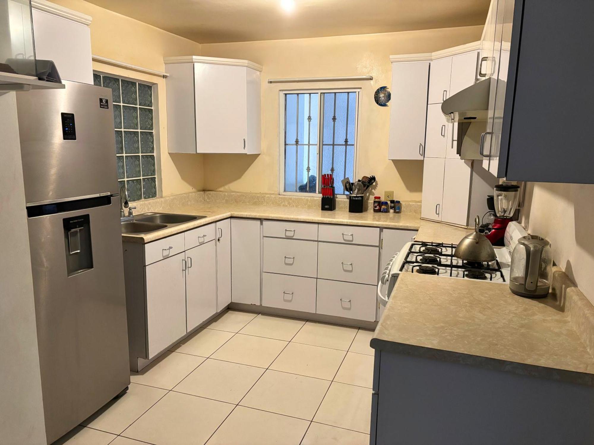 Spacious Rooftop House W/ King Bed Tijuana Bagian luar foto